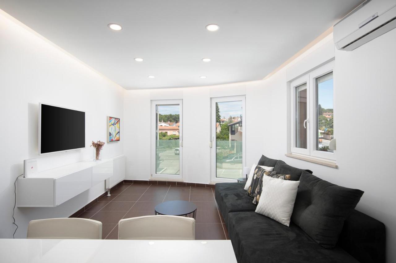 Monte Paradiso Sun Apartment プーラ エクステリア 写真