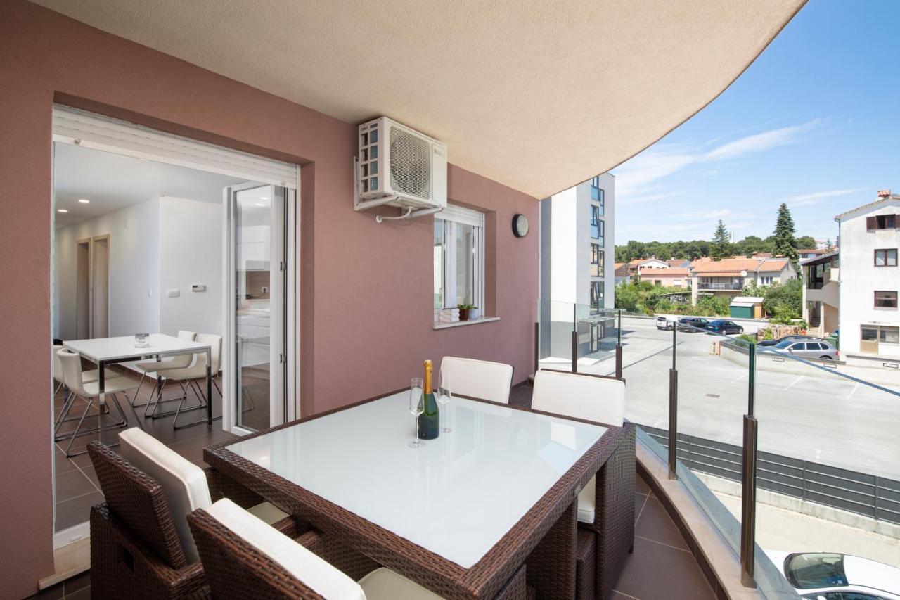 Monte Paradiso Sun Apartment プーラ エクステリア 写真